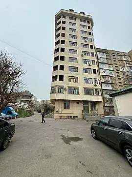 Satılır 2 otaqlı mənzil 61.7 m²