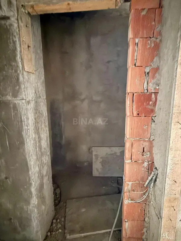 Satılır 2 otaqlı mənzil 61.7 m²