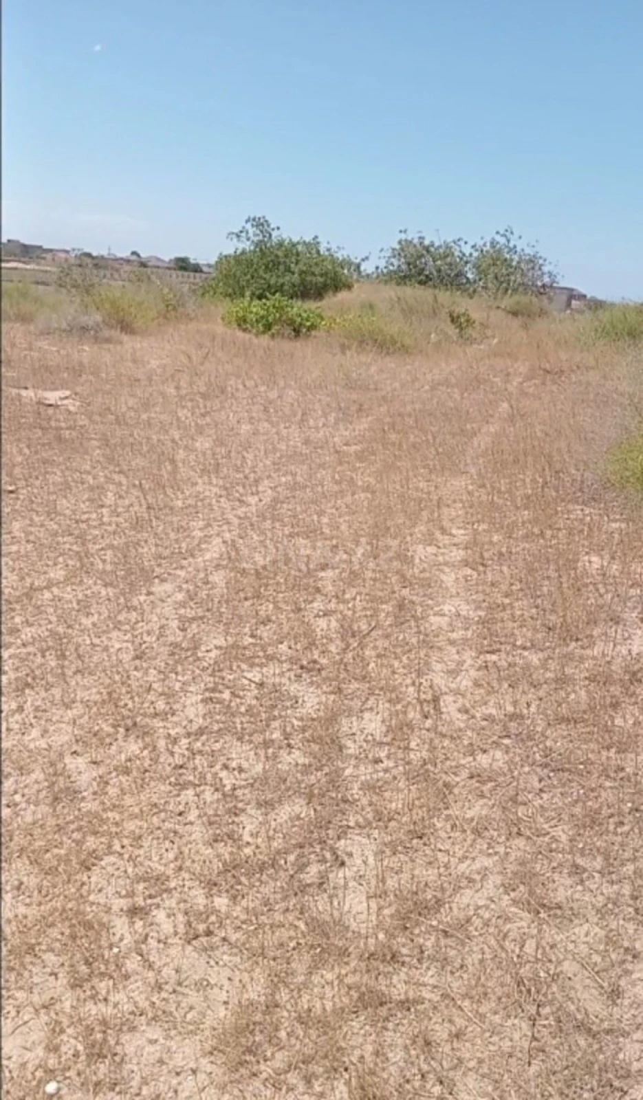 Satılır torpaq sahəsi 12 m²