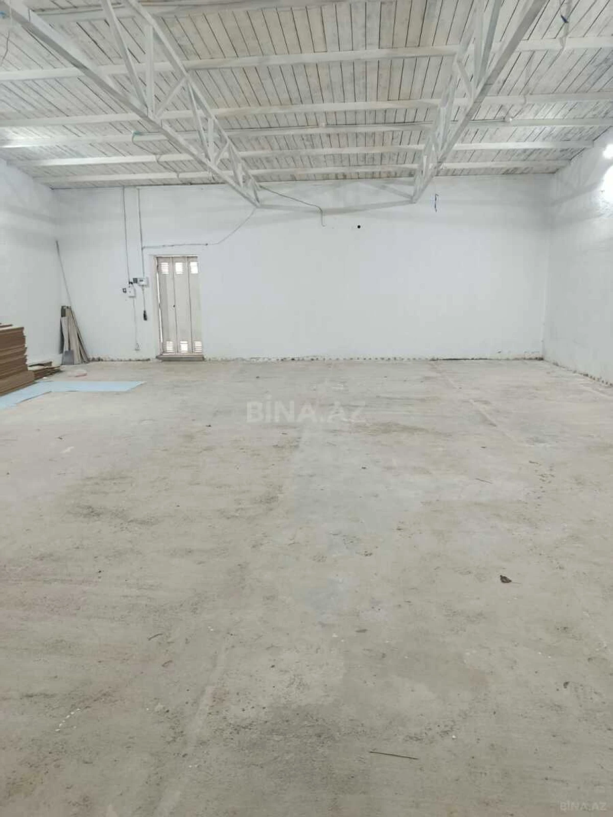 Kirayə verilir obyekt 135 m²