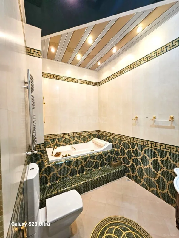 Satılır 5 otaqlı mənzil 510 m²