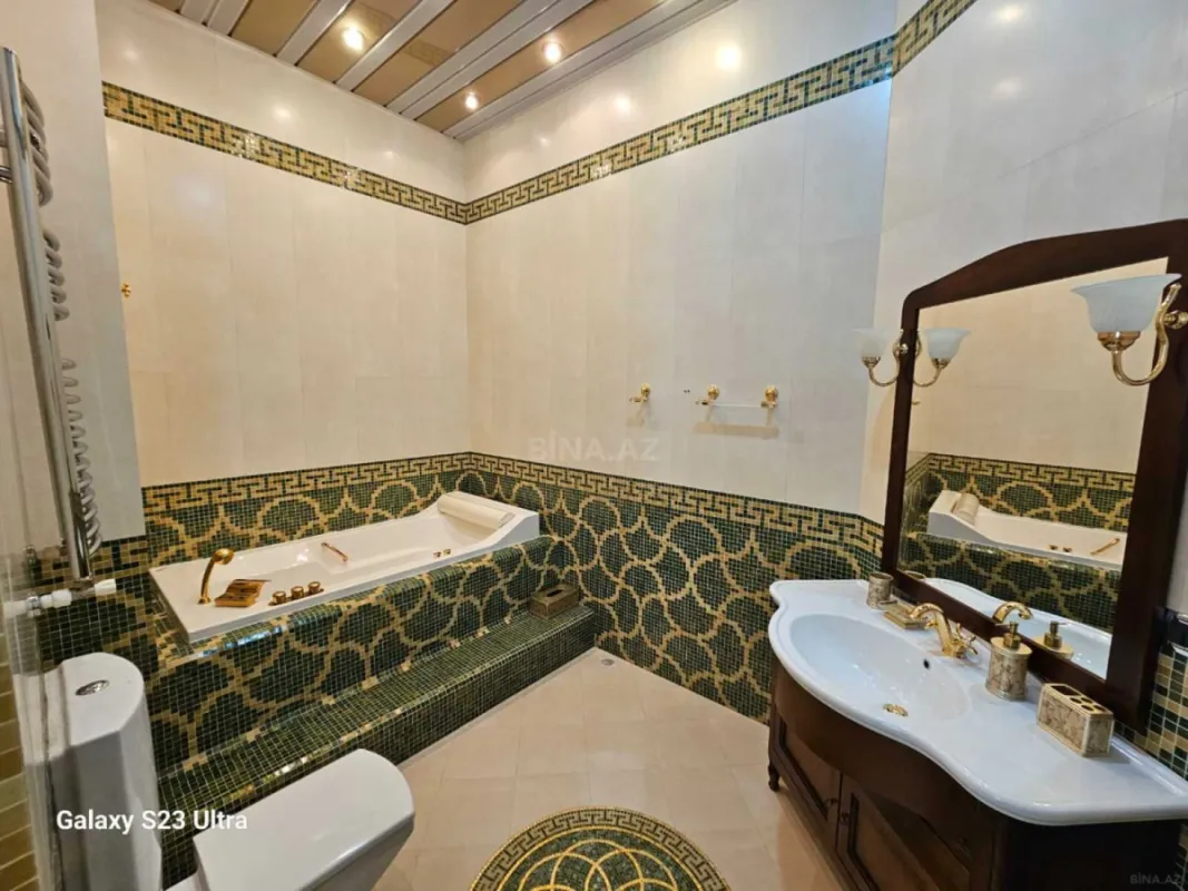 Satılır 5 otaqlı mənzil 510 m²