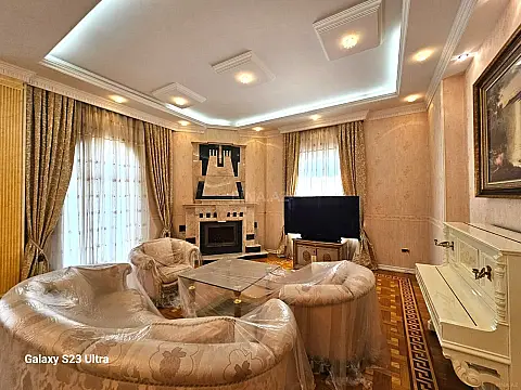 Satılır 5 otaqlı mənzil 510 m²