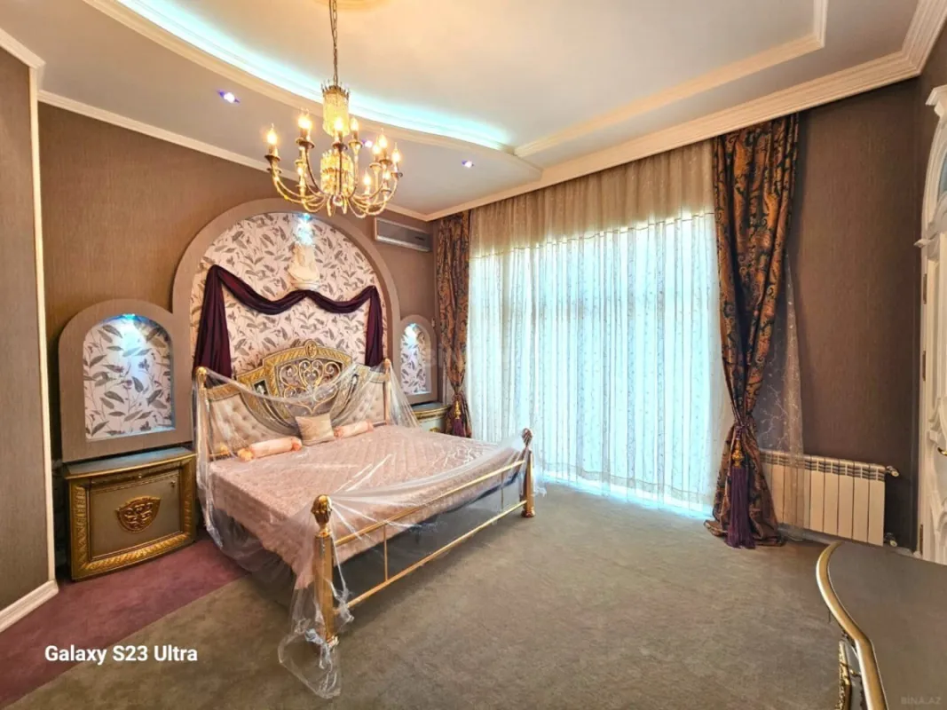 Satılır 5 otaqlı mənzil 510 m²