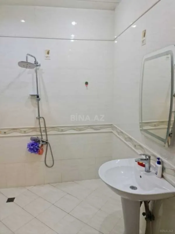 Satılır 3 otaqlı mənzil 170 m²