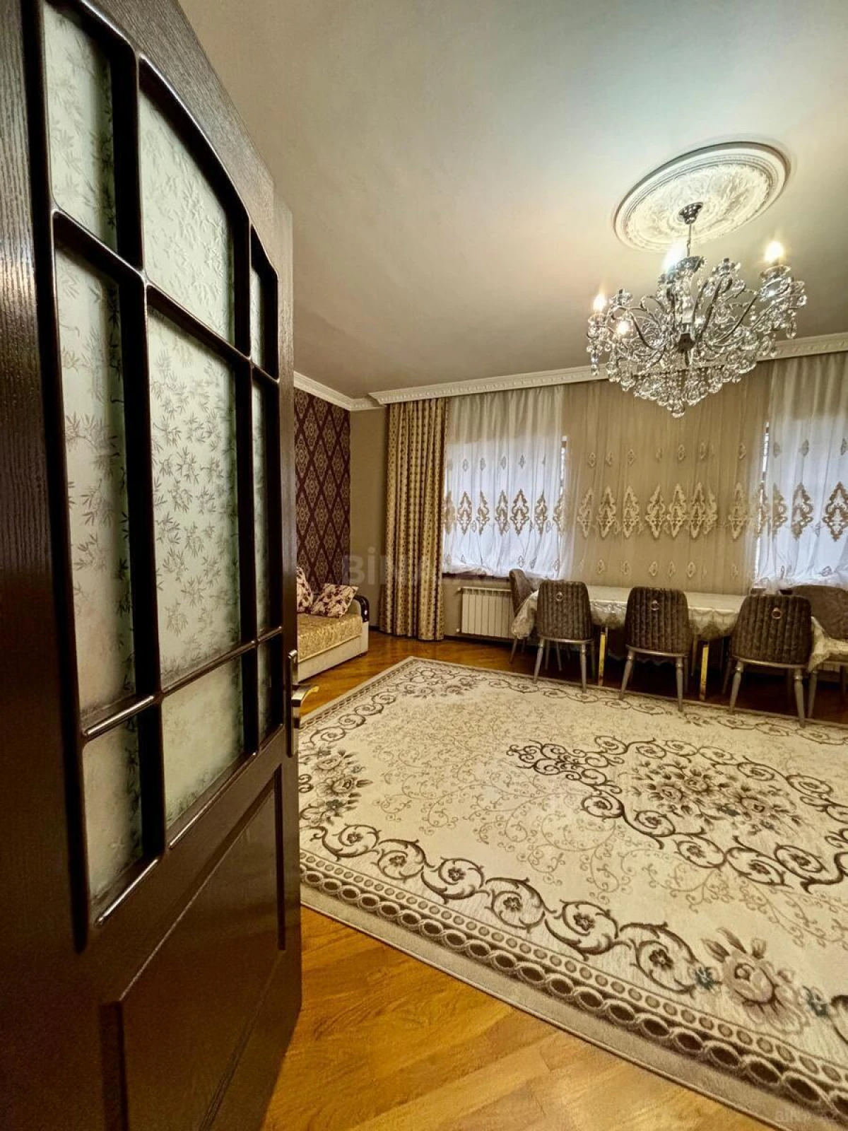 Satılır 7 otaqlı həyət evi 397.7 m²