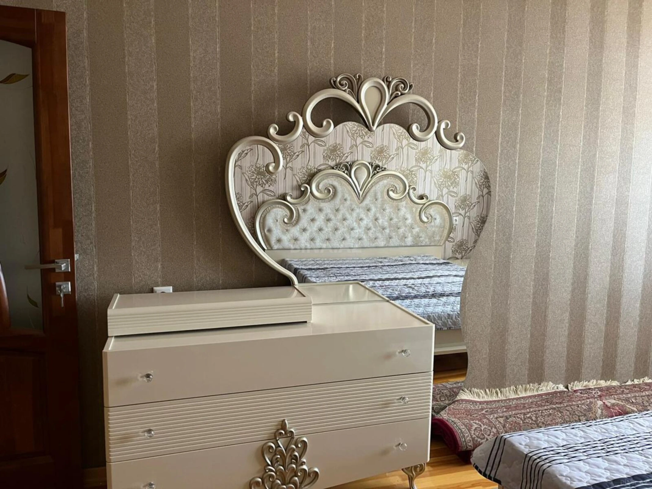 Kirayə verilir 2 otaqlı mənzil 55 m²