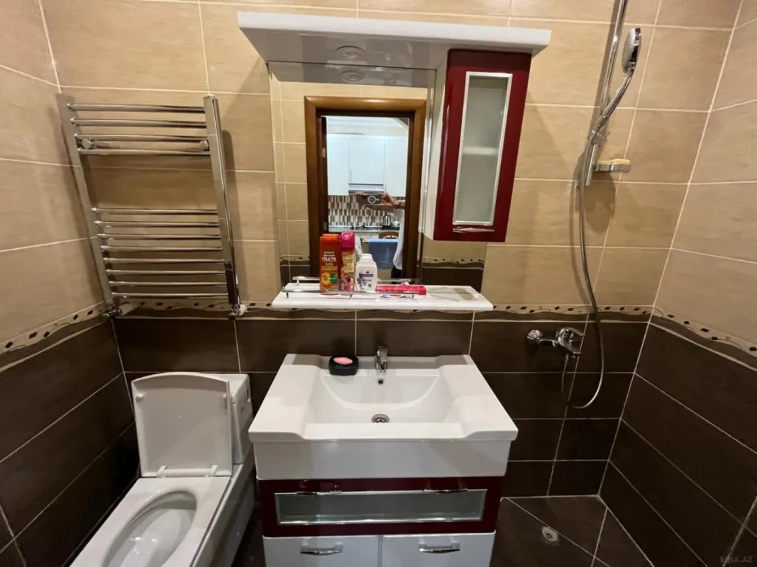 Kirayə verilir 2 otaqlı mənzil 55 m²