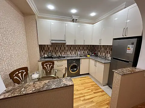 Kirayə verilir 2 otaqlı mənzil 55 m²
