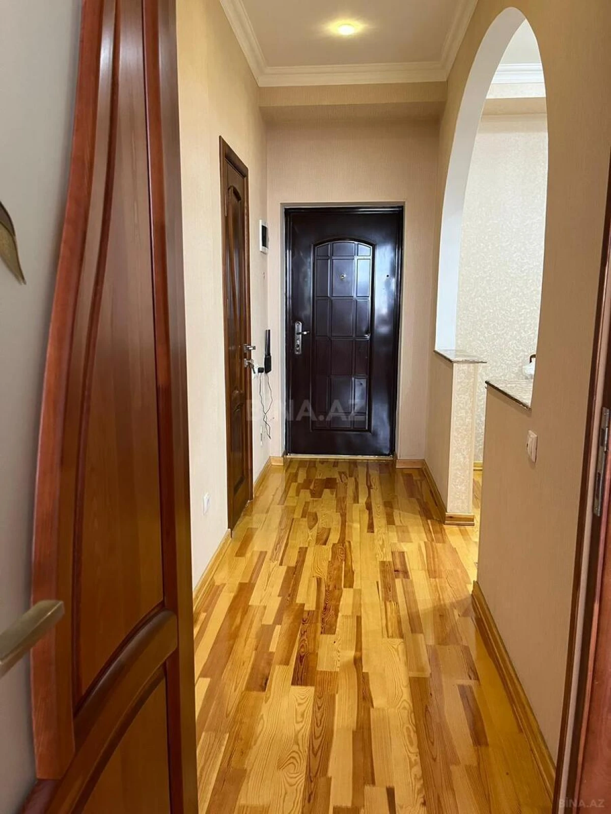 Kirayə verilir 2 otaqlı mənzil 55 m²