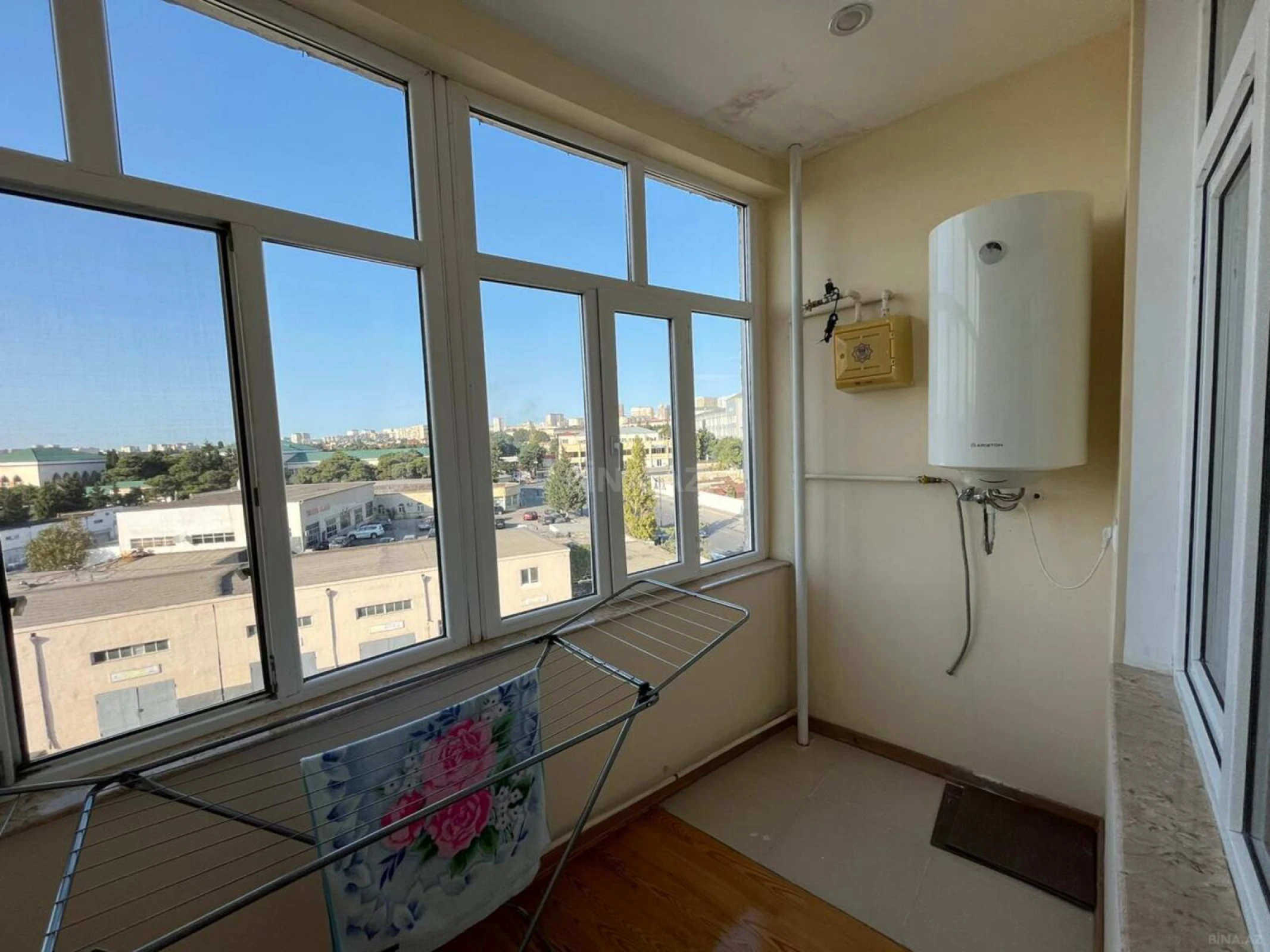 Kirayə verilir 2 otaqlı mənzil 55 m²