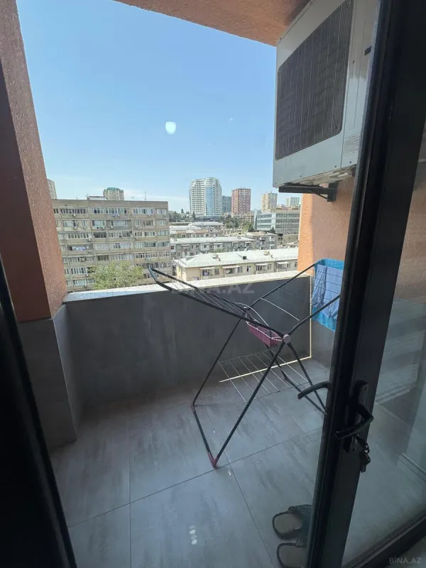 Kirayə verilir 3 otaqlı mənzil 140 m²