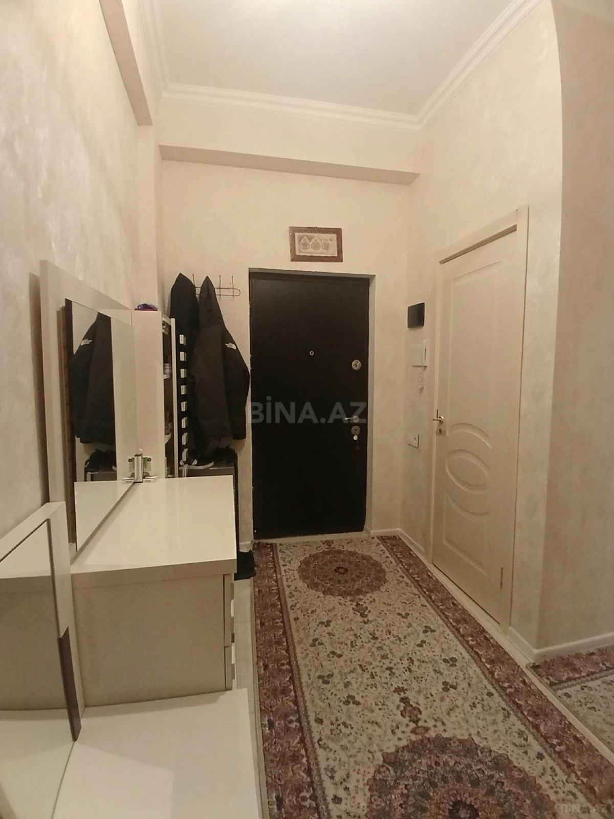 Satılır 2 otaqlı mənzil 63 m²