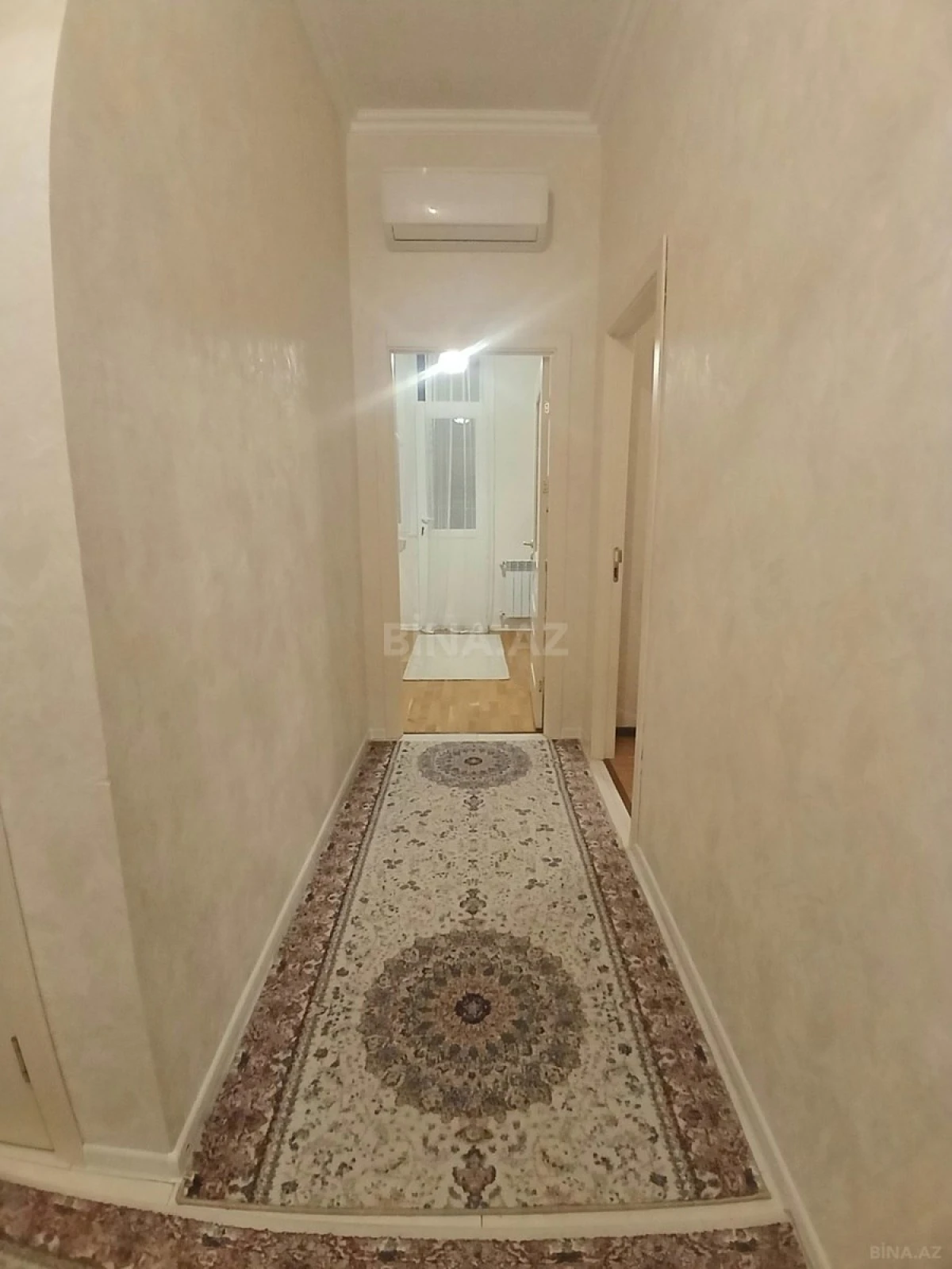 Satılır 2 otaqlı mənzil 63 m²