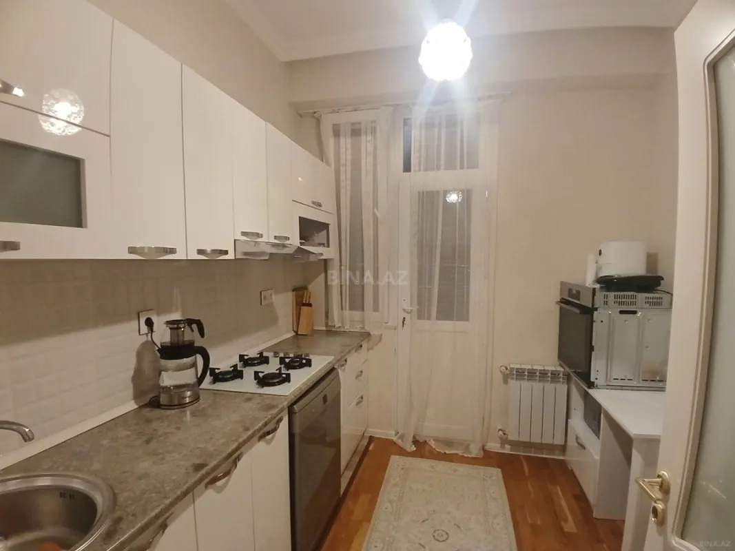 Satılır 2 otaqlı mənzil 63 m²