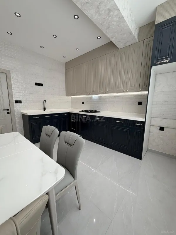 Satılır 2 otaqlı mənzil 80 m²