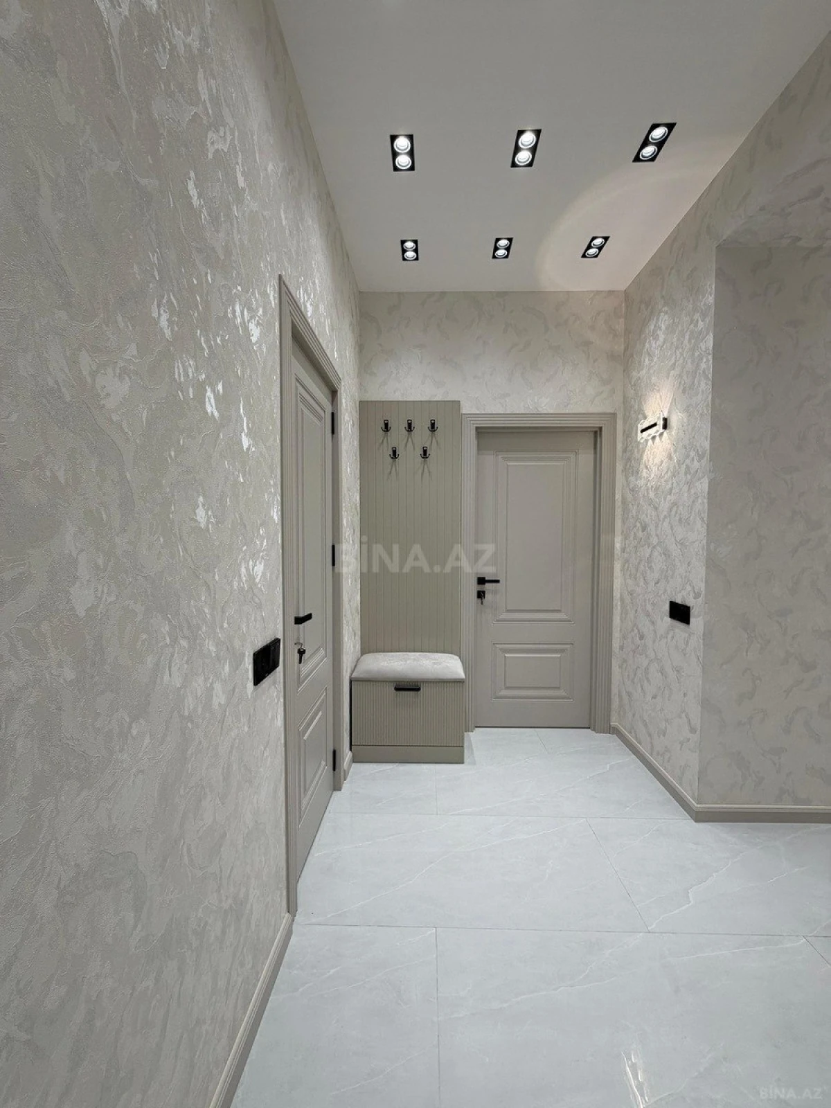 Satılır 2 otaqlı mənzil 80 m²