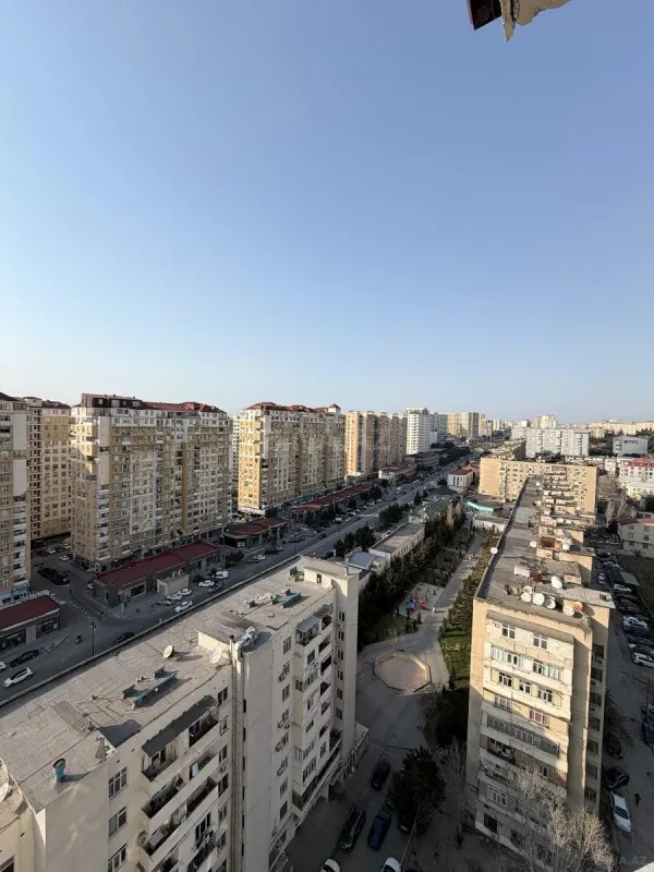 Satılır 2 otaqlı mənzil 80 m²