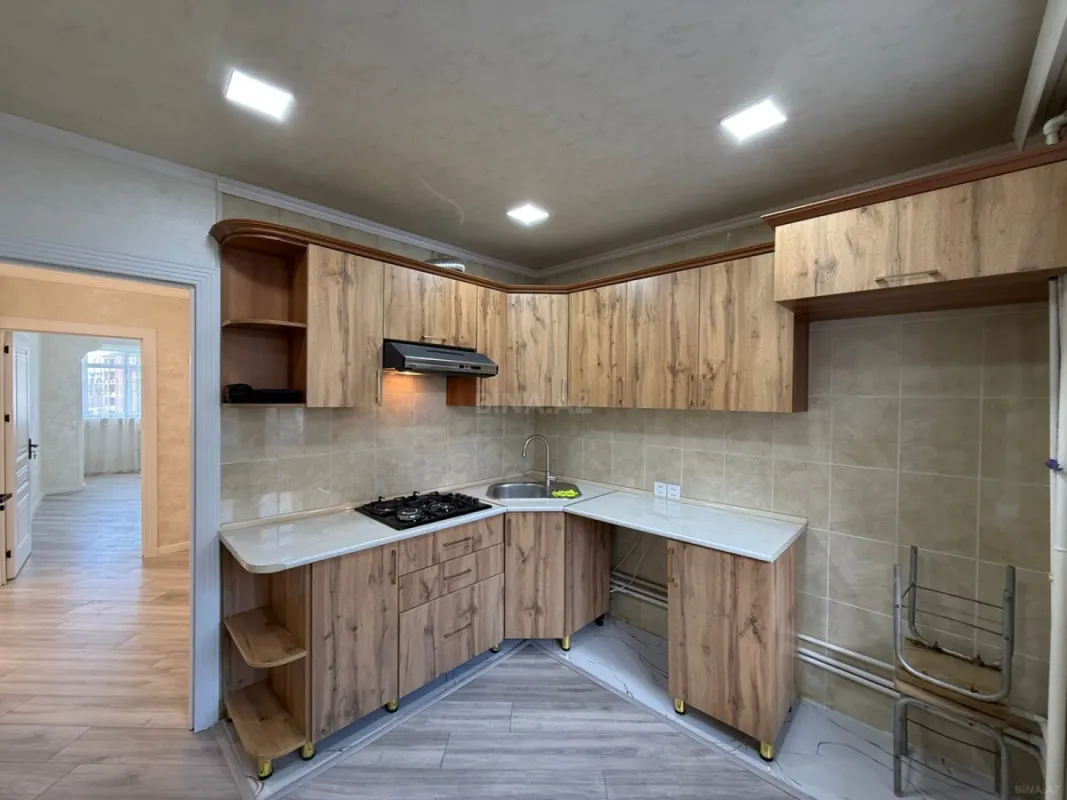 Satılır 4 otaqlı mənzil 100 m²