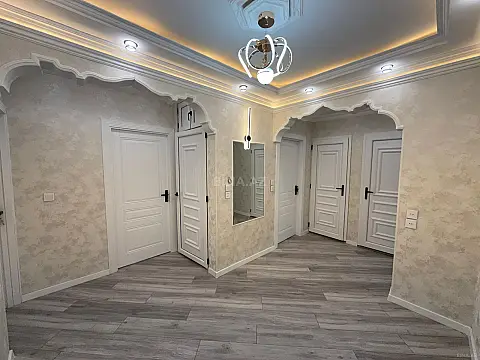 Satılır 4 otaqlı mənzil 100 m² — Bakı, Bülbülə 4 otaq 100.00 m²
