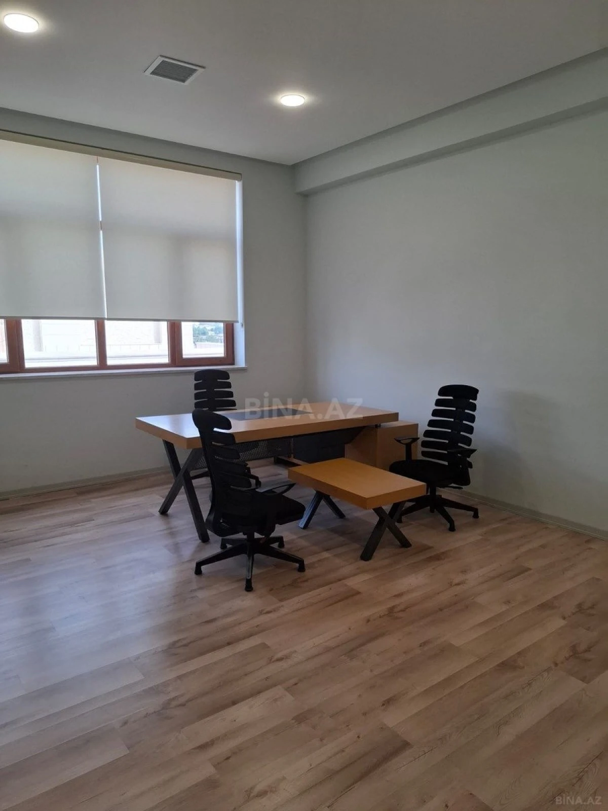 Kirayə verilir 2 otaqlı ofis 55 m²