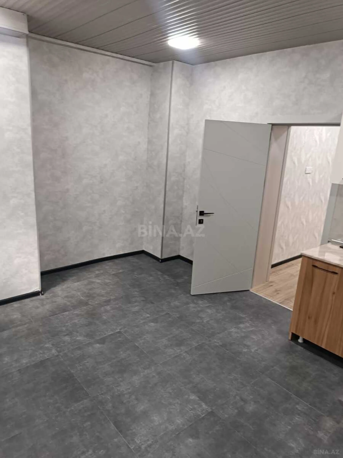 Satılır 1 otaqlı mənzil 55 m²