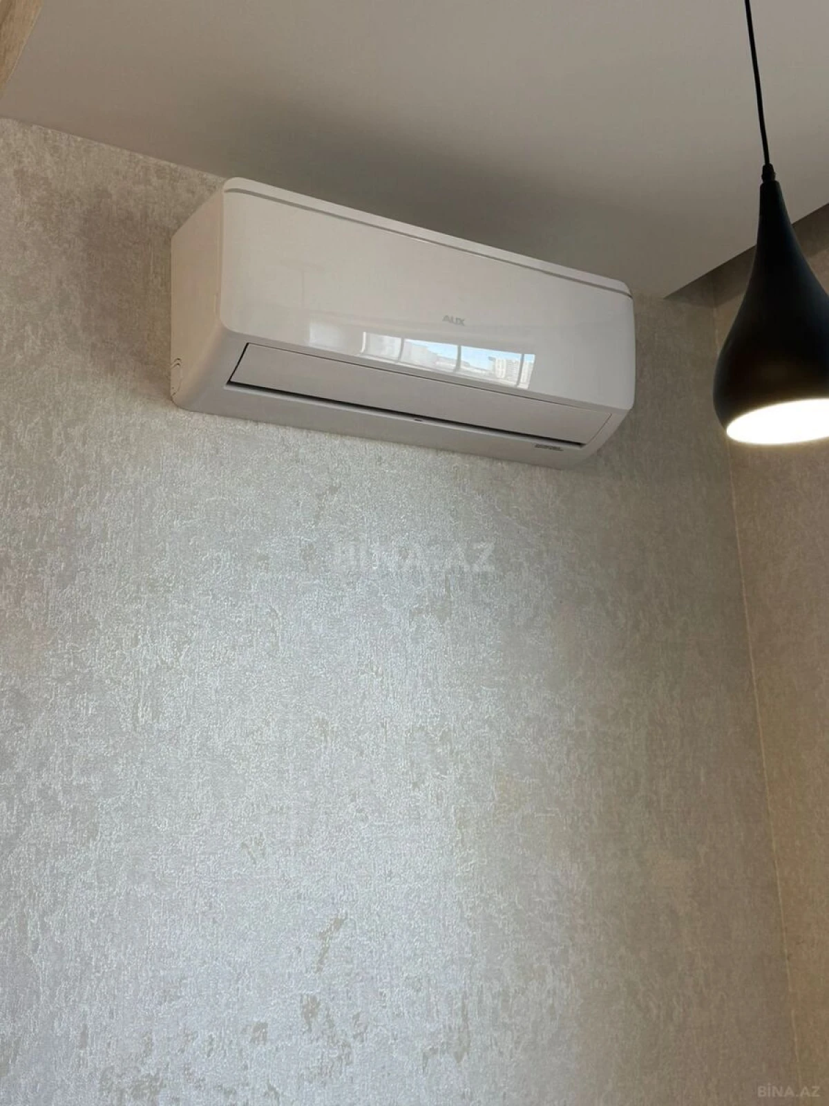 Kirayə verilir 2 otaqlı mənzil 68 m²