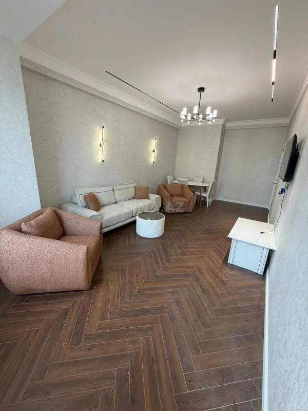 Kirayə verilir 2 otaqlı mənzil 68 m²