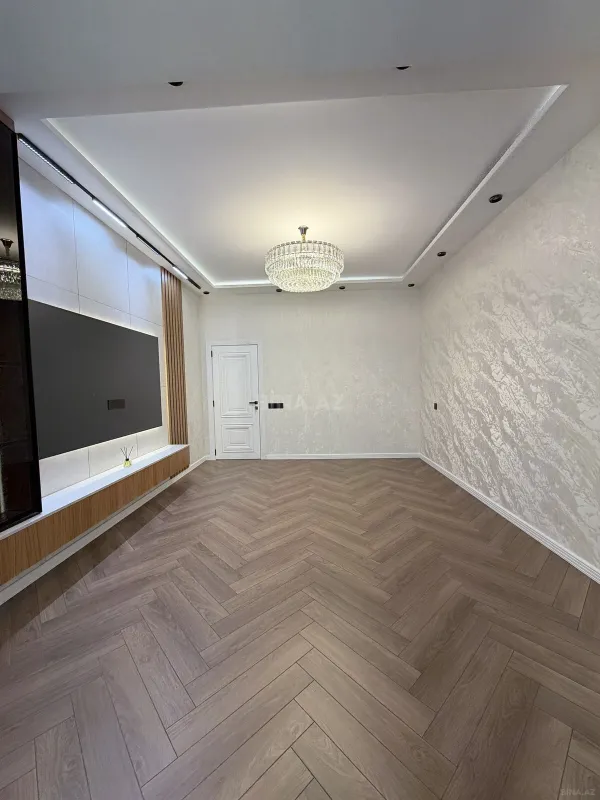 Satılır 3 otaqlı mənzil 105 m²