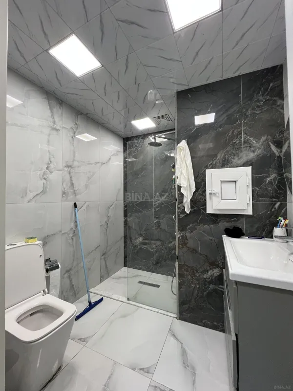 Satılır 4 otaqlı mənzil 110 m²