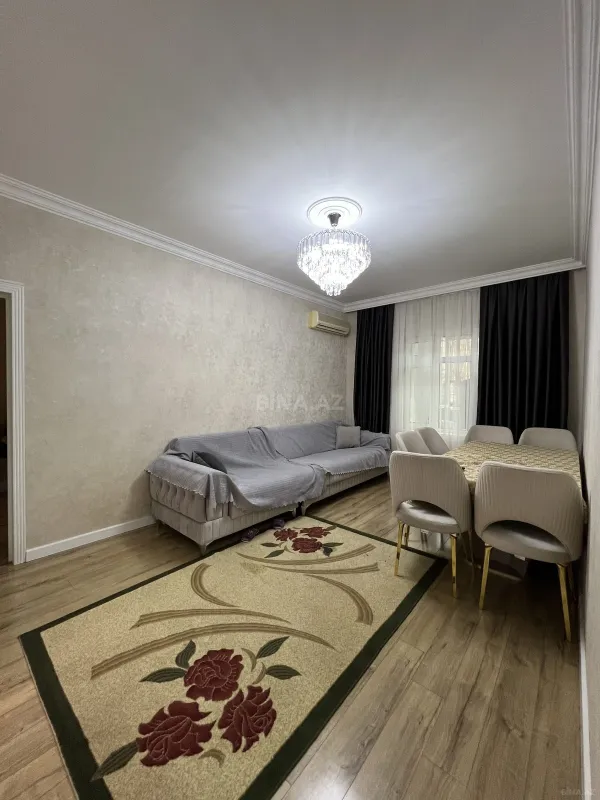 Satılır 4 otaqlı mənzil 110 m²