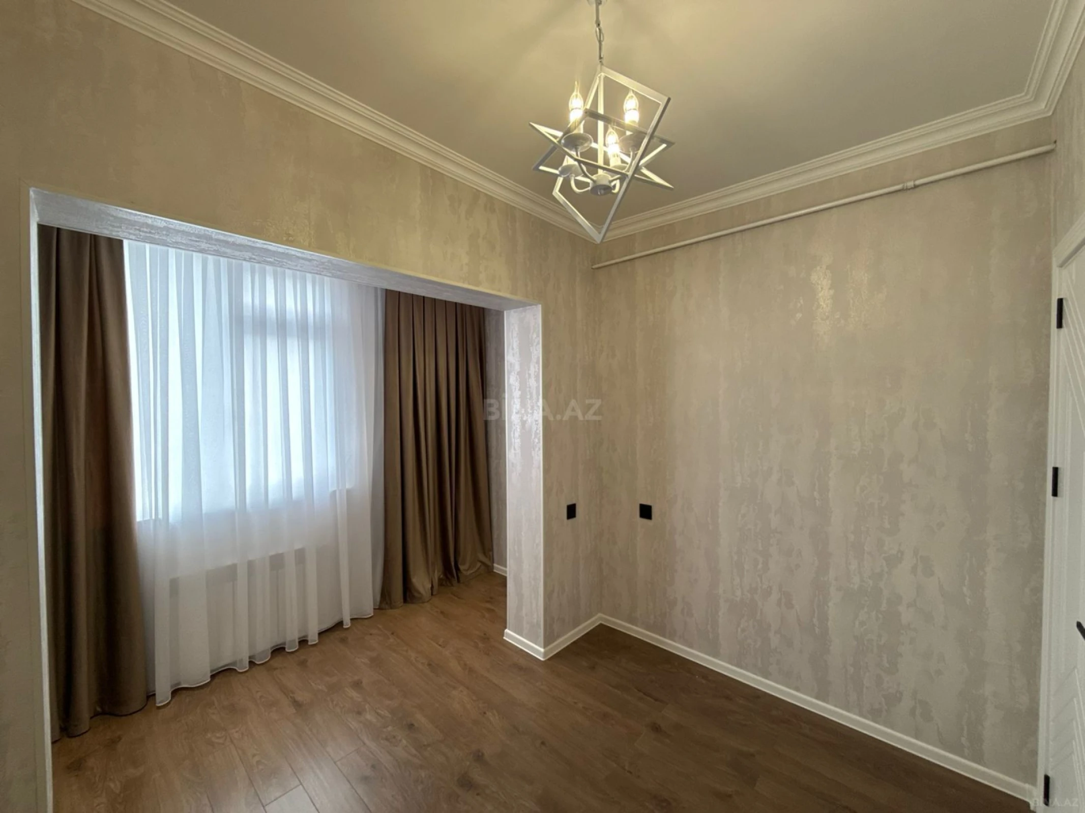 Satılır 3 otaqlı mənzil 65 m²