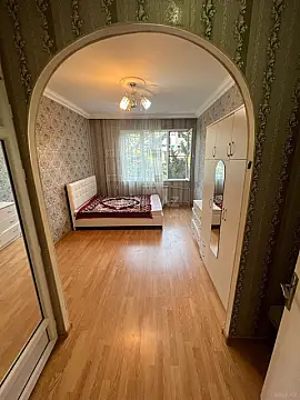 Kirayə verilir 3 otaqlı mənzil 75 m² — Bakı, Memar Əcəmi yanı 3 otaq 75.00 m²