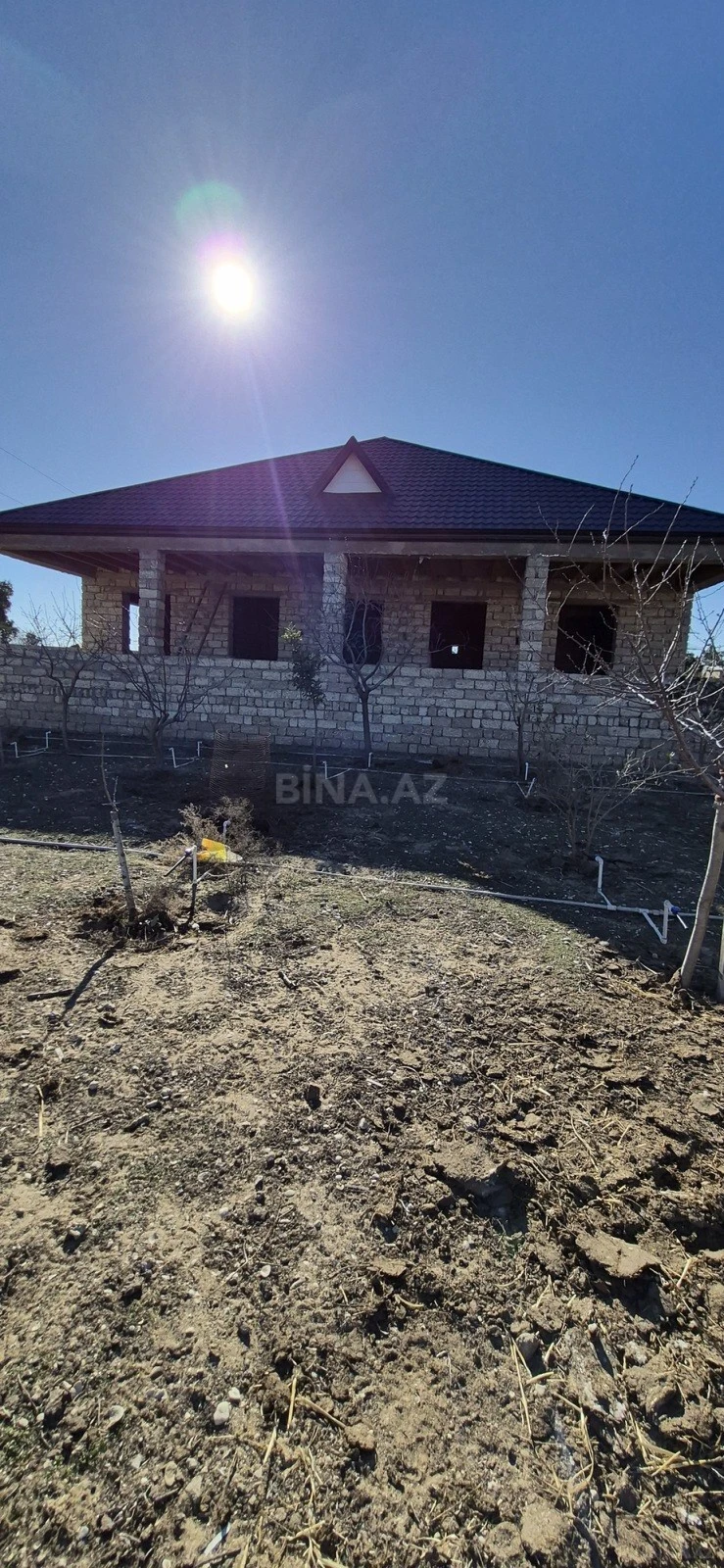 Satılır 5 otaqlı həyət evi 160 m²