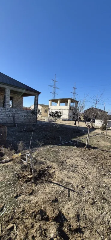 Satılır 5 otaqlı həyət evi 160 m²