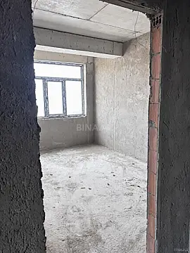 Satılır 4 otaqlı mənzil 115 m²
