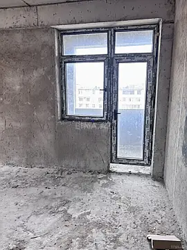 Satılır 4 otaqlı mənzil 115 m²