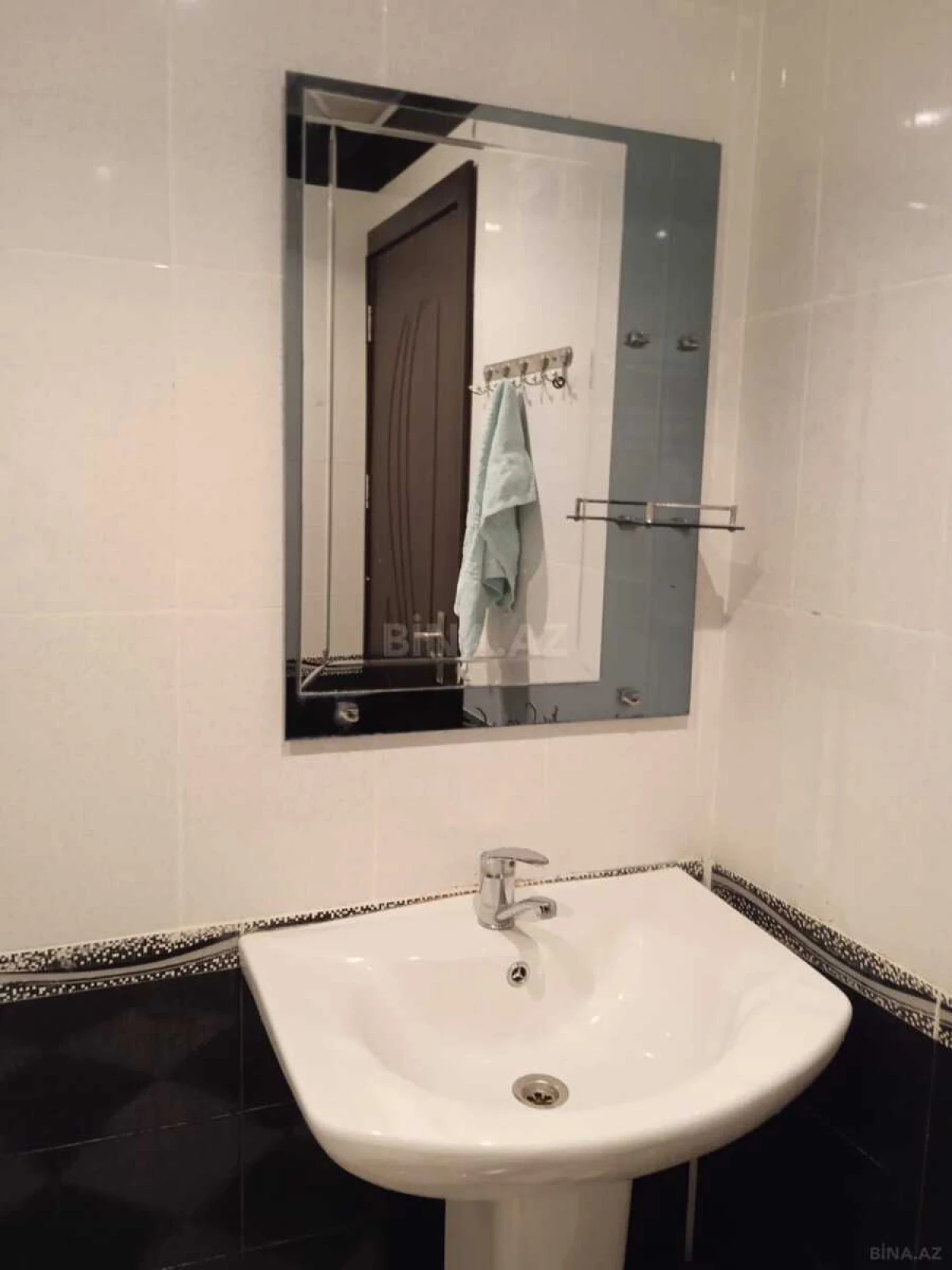 Kirayə verilir 2 otaqlı mənzil 78 m²