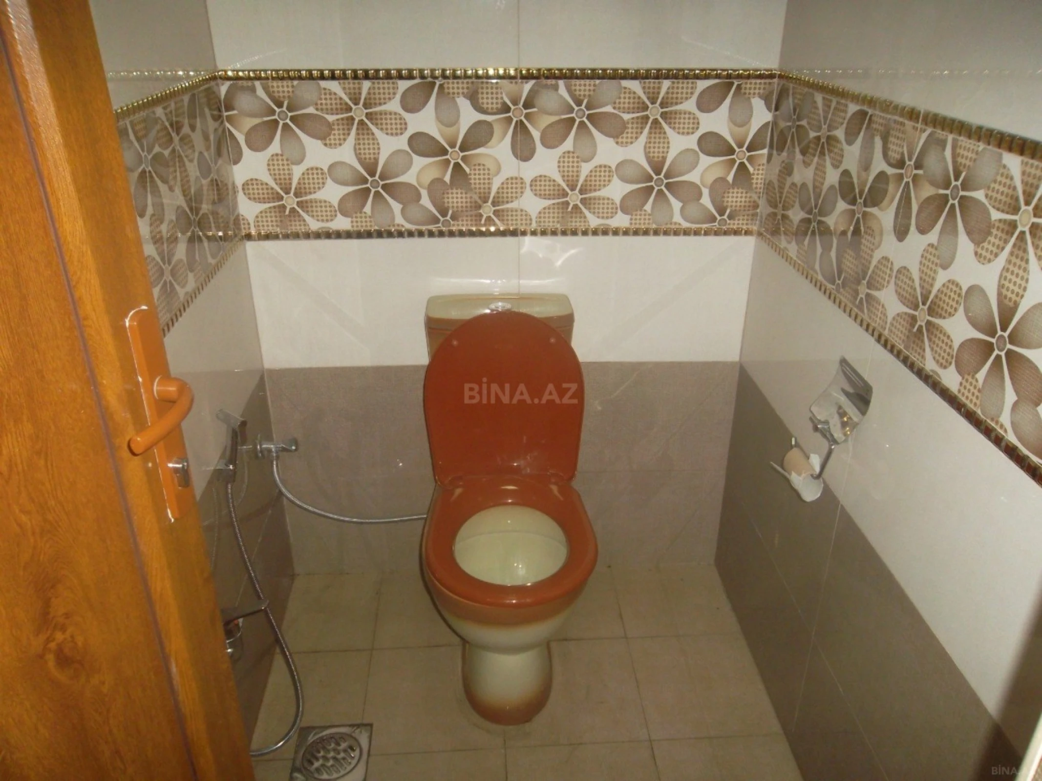 Satılır obyekt 105 m²