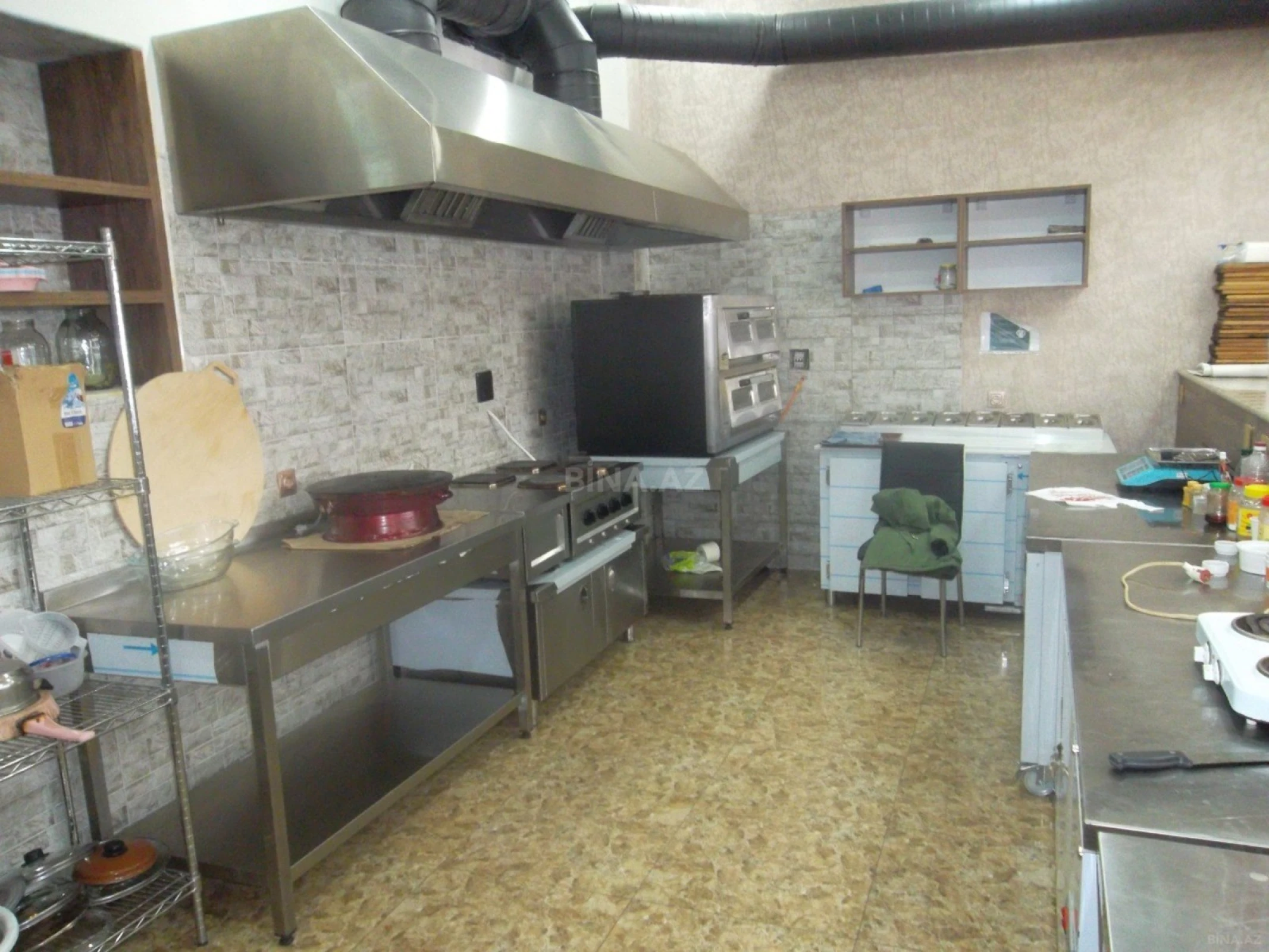 Satılır obyekt 105 m²