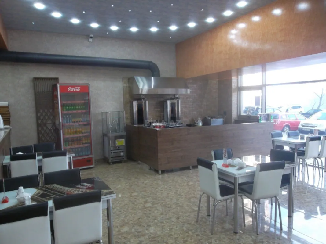 Satılır obyekt 105 m²