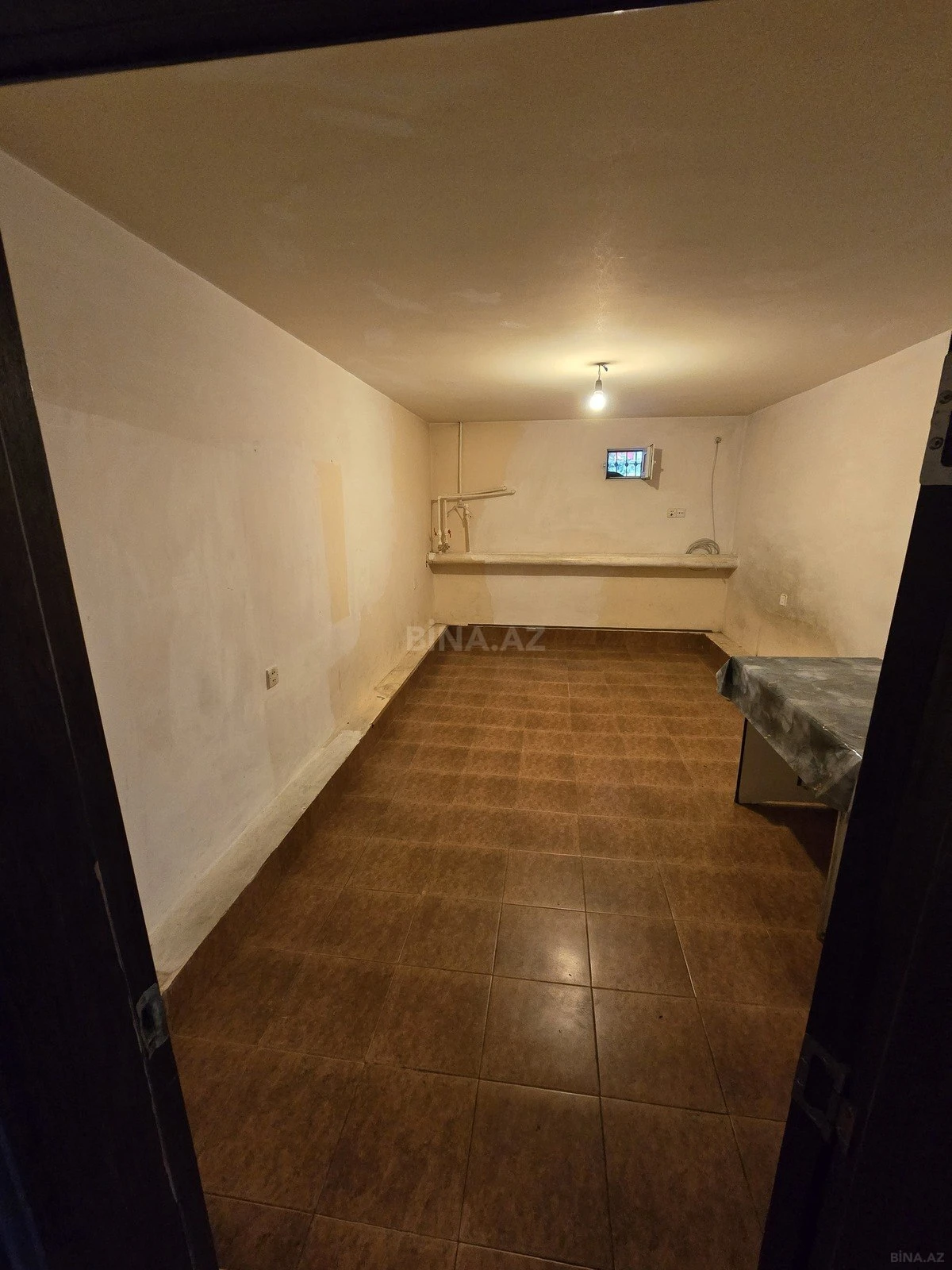 Kirayə verilir obyekt 64 m²