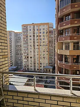 Satılır 7 otaqlı mənzil 373 m² — Bakı, Nizami 7 otaq 373.00 m²