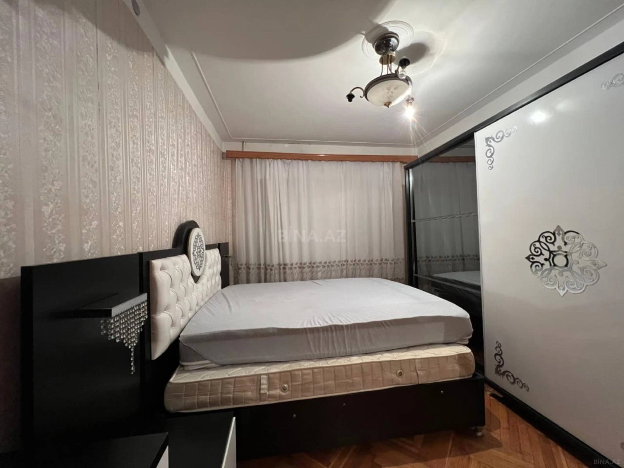 Kirayə verilir 2 otaqlı mənzil 60 m²