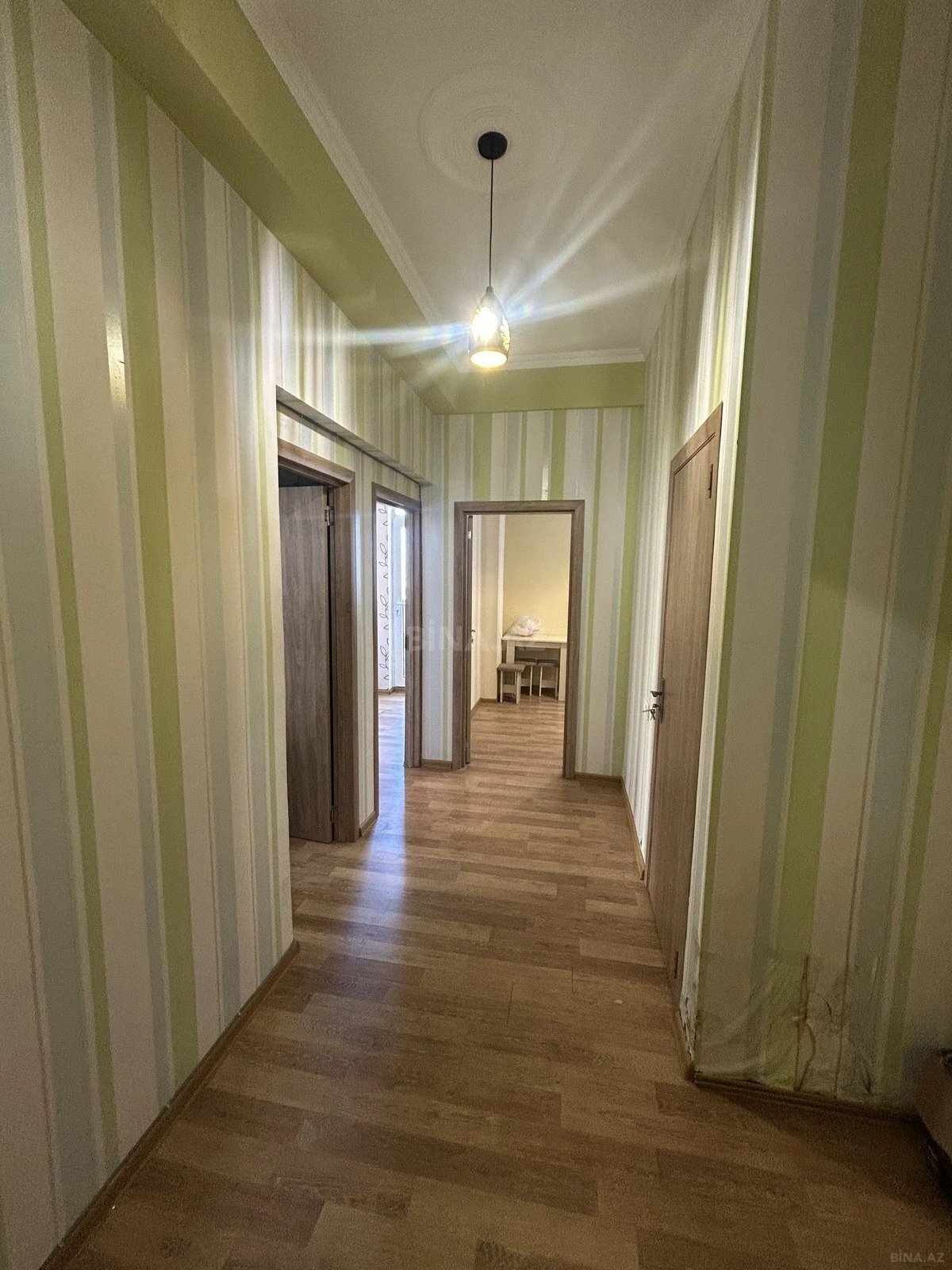 Satılır 2 otaqlı mənzil 56 m²