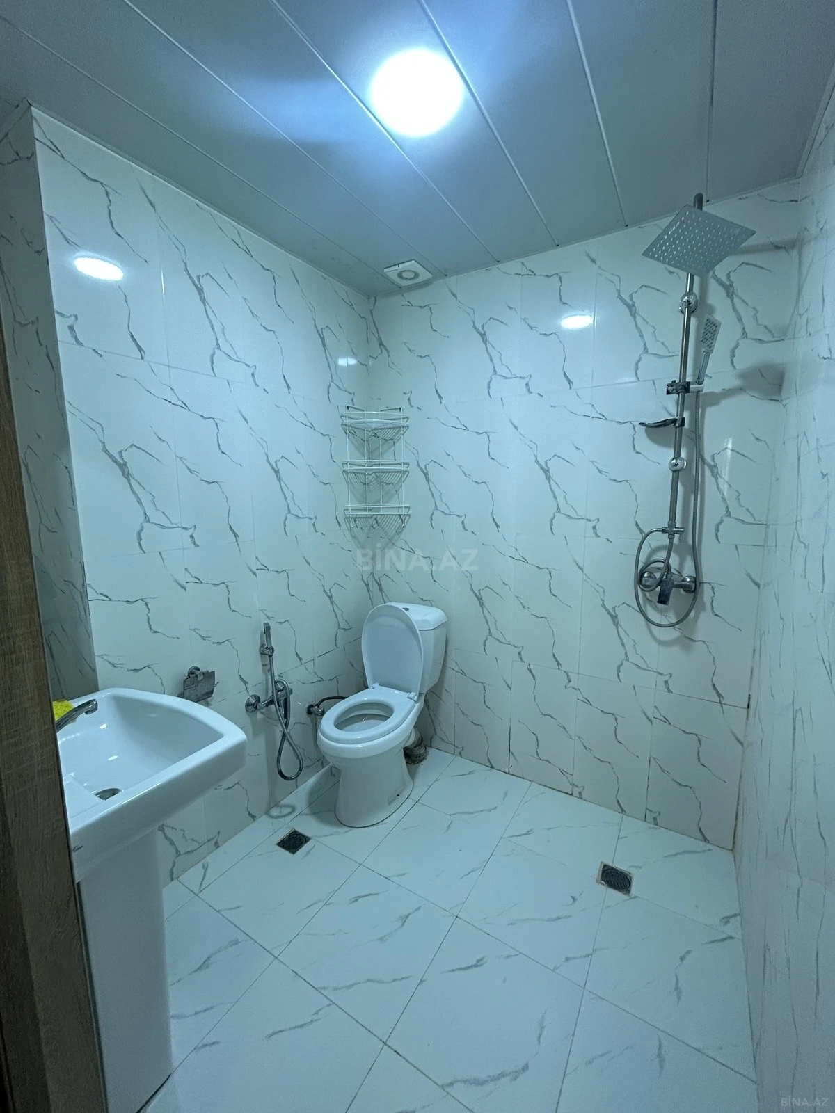 Satılır 2 otaqlı mənzil 56 m²