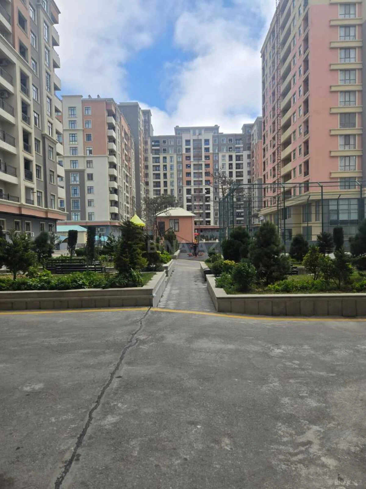 Kirayə verilir 2 otaqlı mənzil 62 m²