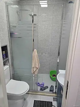 Kirayə verilir 2 otaqlı mənzil 62 m²