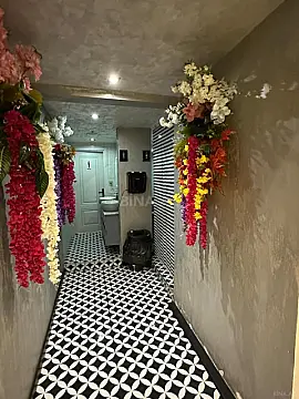 Satılır obyekt 390 m²