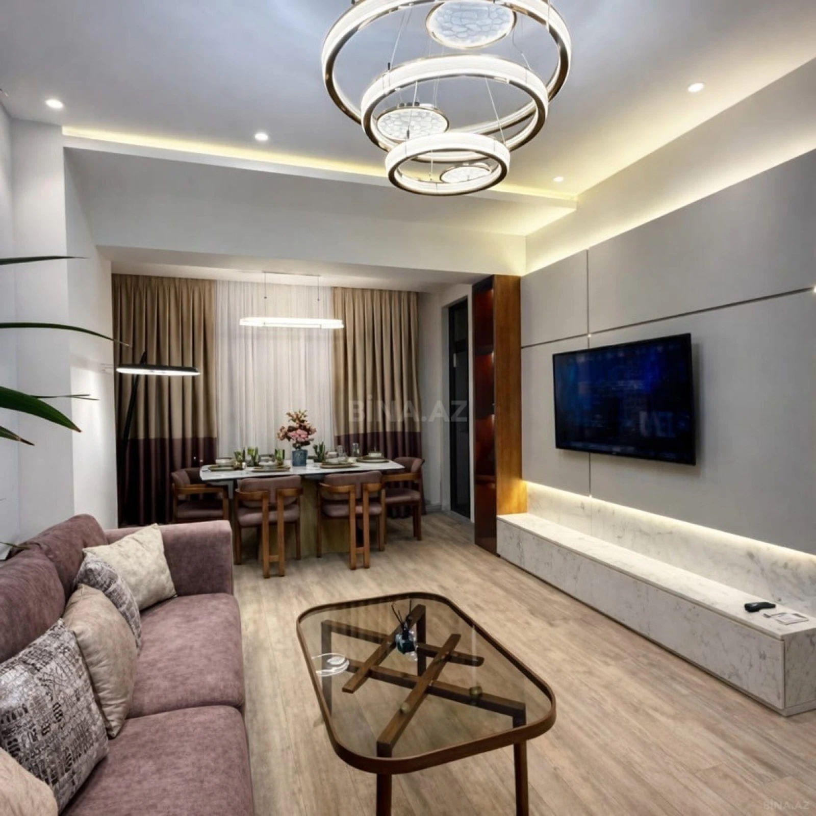 Satılır 2 otaqlı mənzil 70 m²